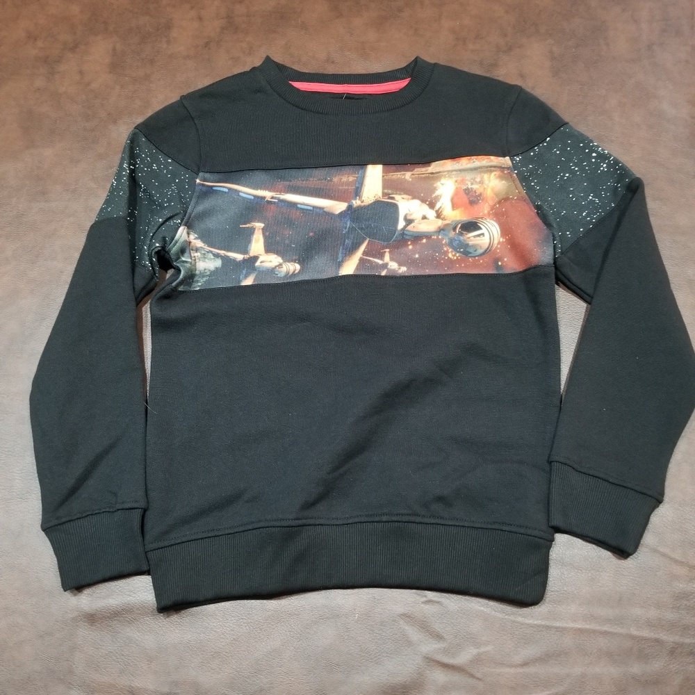 Boys Star Wars Sweatshirt Medium new